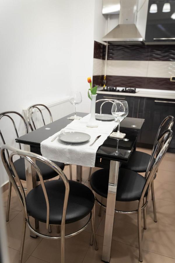 Isaran Coresi Apartment บราชอฟ ภายนอก รูปภาพ