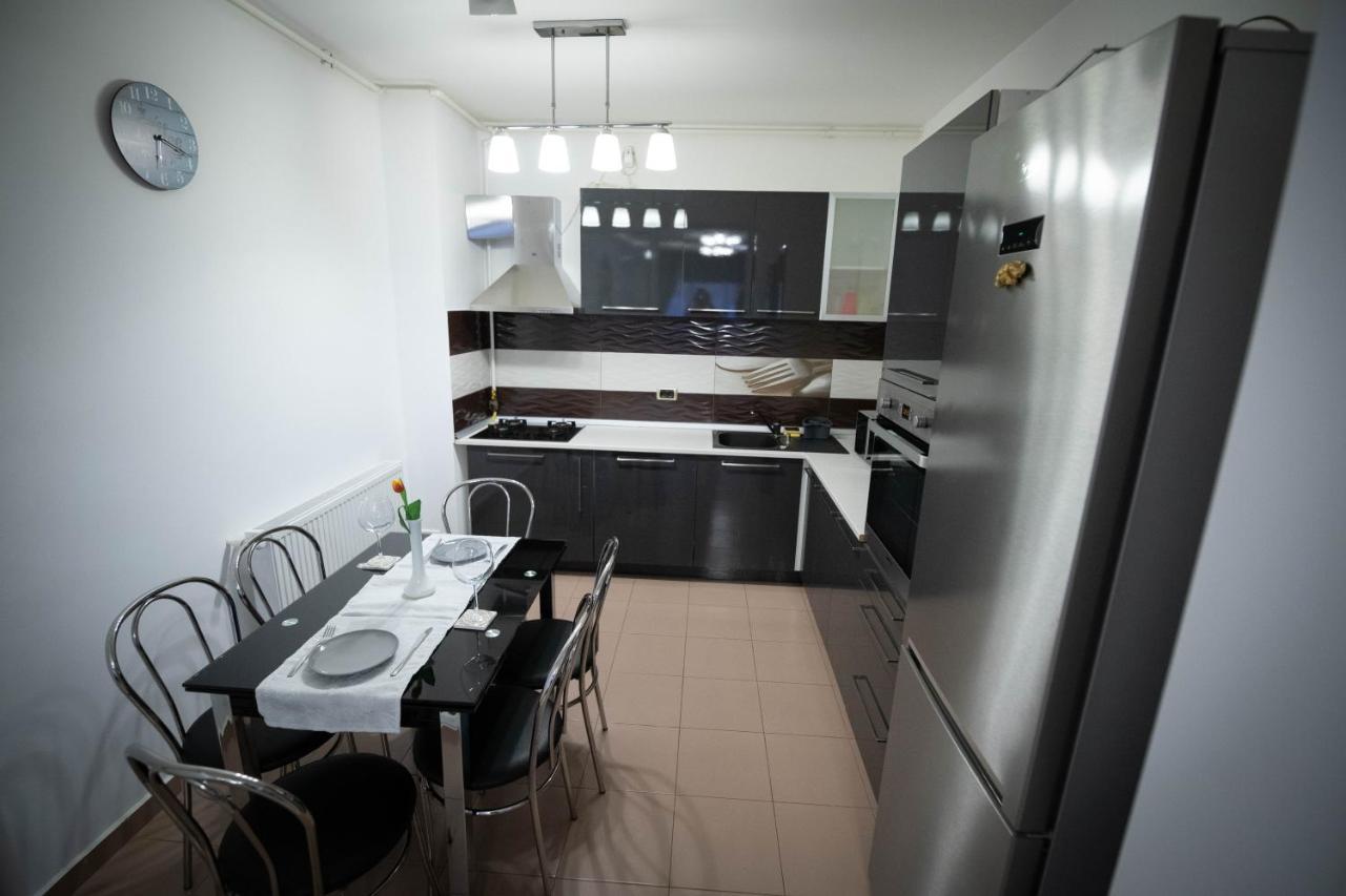 Isaran Coresi Apartment บราชอฟ ภายนอก รูปภาพ